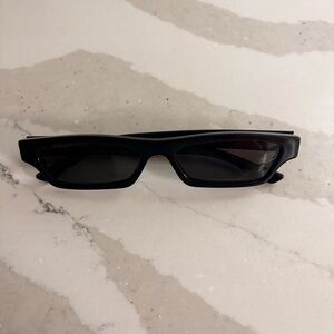 BALENIAGA BLACK SUNGLASSES